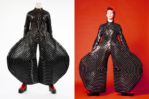 charlesdances: David Bowie’s outfits throughout the years