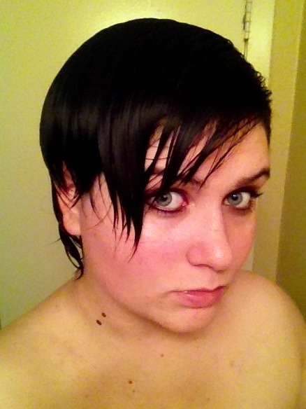 chlorogirl:  I kept forgetting to post pics from last night when I dyed my hair.