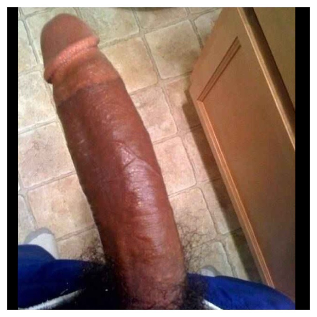 skinnyhornyboi:  Nice and long! 