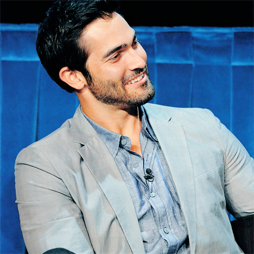 dailytylerhoechlin: x