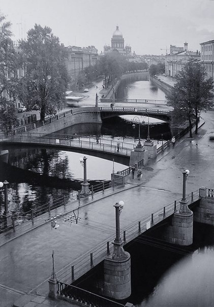 sovietpostcards: River Moika in Leningrad, photo by L. Gerkus (1970s)