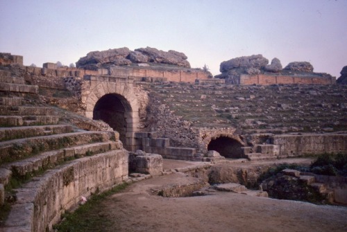 Ruinas de la arena romana, Mérida, Badajoz, Extremadura, 1984.