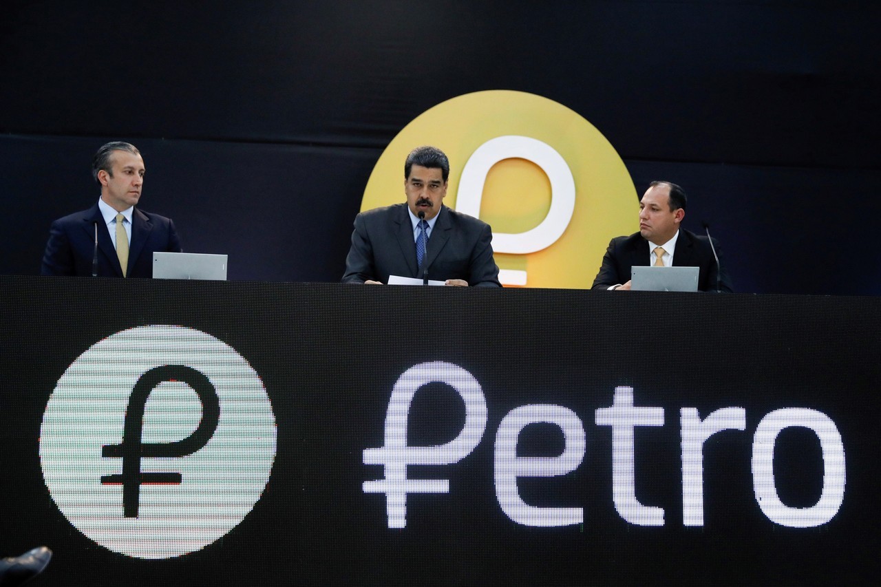 NUEVO SISTEMA DE PAGO EN VENEZUELA. El petro, es la nueva criptomoneda venezolana que aparece como sistema alternativo de pago en medio de la hiperinflación y la devaluación del bolivar. La preventa privada de 38,4 millones de petros comenzó el...