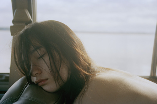 musuheki: Mona Matsuoka (松岡モナ) shot by takeshi hanzawa