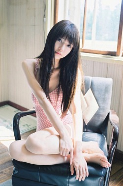 kawaii-kirei-girls-and-women:  可愛い