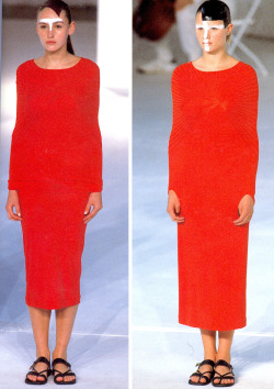 archivings:  Hussein Chalayan Spring/Summer 1998 