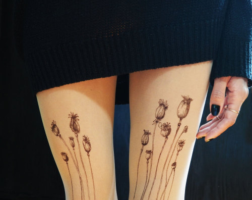 culturenlifestyle: Stunning Hand Painted Tights Mimic Tattoo Designs on the Skin Bulgarian designer 