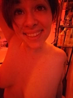 Hisminx619:  Hi 👋 @Master-Tyranus @Sexygeekygirls