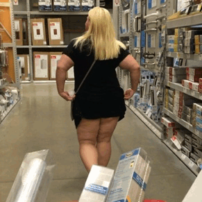 blondieand-thebeast:  shopping with Blondie