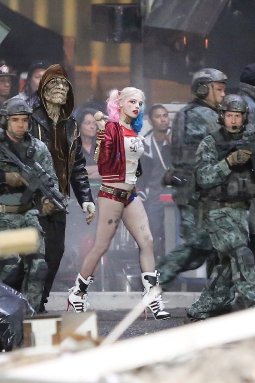 Porn photo vikaq:  More on set Suicide Squad photos.