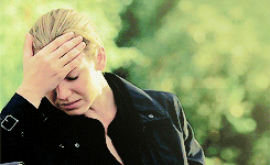 a-torv:  Positive Lady Characters Meme: Olivia Dunham + colors abound 