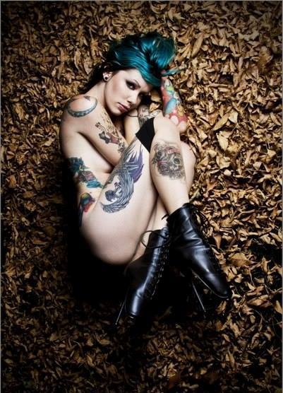 panda-face-mew:  Krysta Kaos