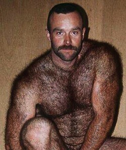 budsplay:  barebearx:  ~~PLEASE FOLLOW ME ** 😊😊😊🐼 ♂♂ OVER 48,000 FOLLOWERS   (Thank You)  ~~~~~~ http://barebearx.tumblr.com/ **for HAIRY men &amp; SEXY men** http://manpiss.tumblr.com/ **for MANPISS FUN **                   