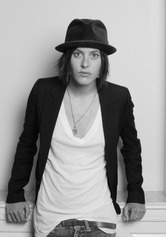  Happy Birthday Katherine Sian Moennig ! 