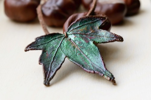 sosuperawesome:Electroformed Leaf Jewelry Galvano Estetika on Etsy