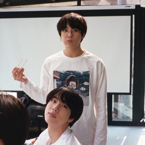 allforbts: 180728 BTS Exhibition’s Instagram Post #JIN #JUNGKOOK Photo by #JIMIN☀️#BTS #방탄소년단 #오_늘