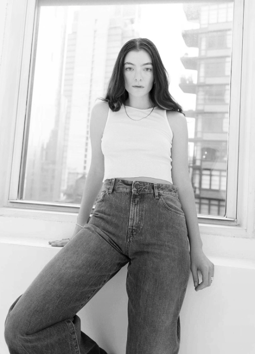 lorde photographed for universal music, 2021