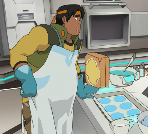 voltronreference:Hunk’s Apron References