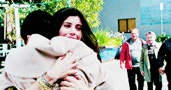 neerapen:  OUaT meme} nine relationships↳ [5/9] Red Snow - Ruby and Snow 