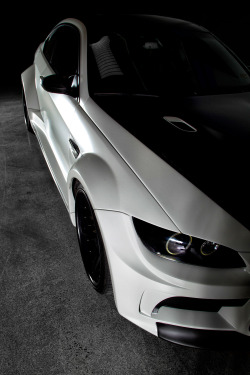 donacydegrazzios1:  http://www.bimmerboost.com/content.php?2501-Vorsteiner-releases-limited-edition-carbon-fiber-GTRS5-E92-M3-widebody-kit-Pictures-and-video