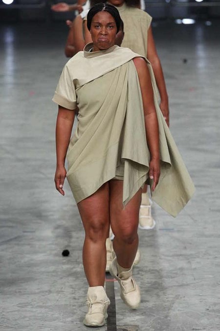 wetheurban:  PFW: Rick Owens Spring/Summer 2014 Rick Owens you fucking genius, you! Black women literally [stepped] out on the runway in Paris for Rick Owens’ Spring 2014 RTW show, in what is perhaps the biggest celebration of racial and body diversity