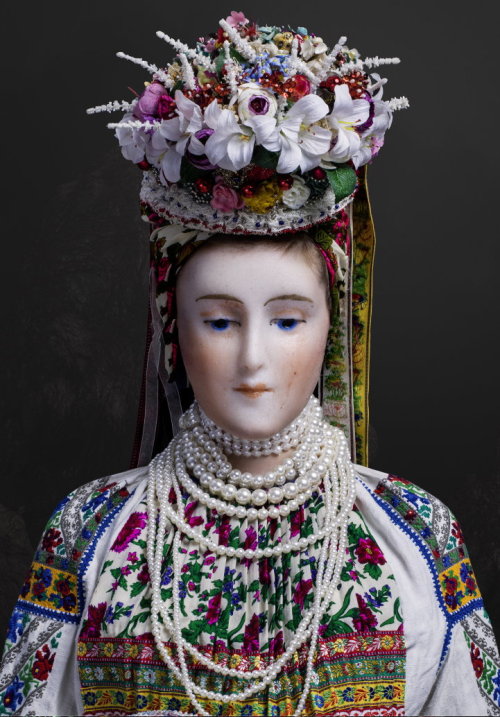 Costumes for the opera Der Freischütz  at La Scala, Milan by Austrian designer Susanne Bisovsky