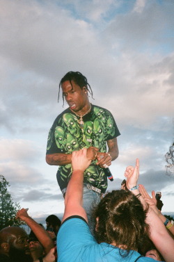 gunnerstahl:  TRAVIS SCOTT - VANCOUVER, BC