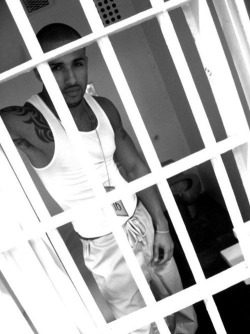 vato713:  now i would defiantly want to get locked up with this vato fo shooo! shaowwwwwwwwww!