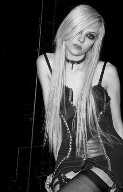 Taylor Momsen