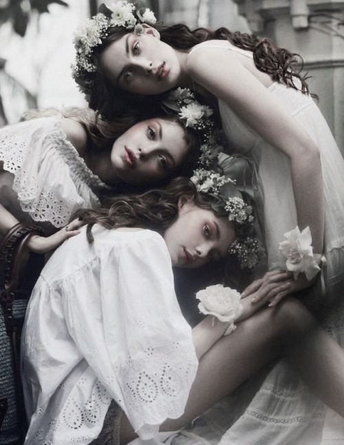 XXX deprincessed:  Solveig, Maria and Julie in photo