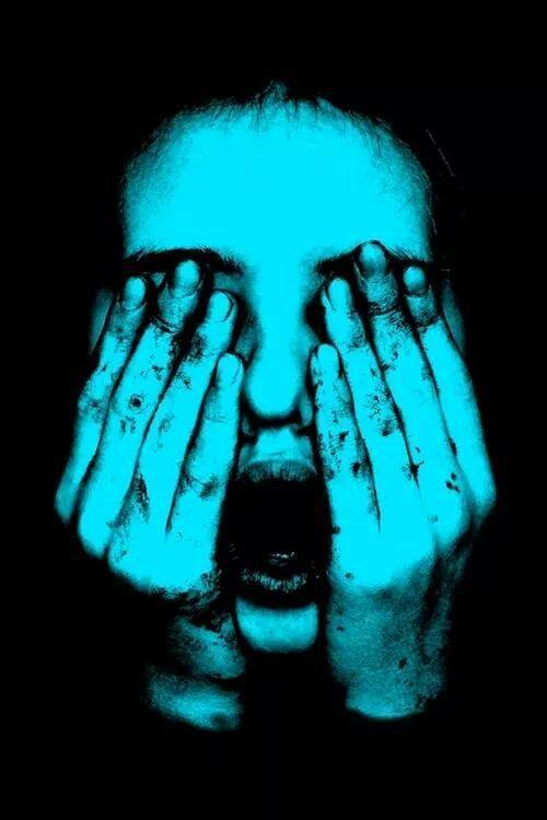 blacktblack2:  Untitled em We Heart It.