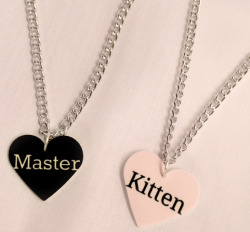 kittensplaypenshop:  Custom couple necklaces. Can be made to say anything,but here is an exampl of what we can do :) You can choose any color for your tag,including the text color and style!