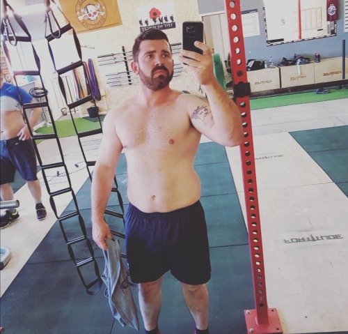dad-bods:He says he&rsquo;s trying to bulk up, but the only part of his body