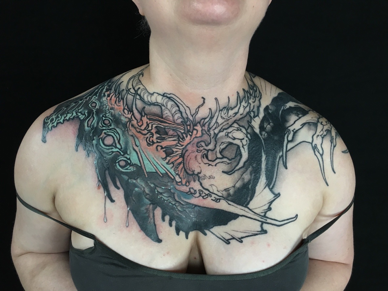 electrictattoos: sufferme:  continuing progress on Kas’ chest piece - which will
