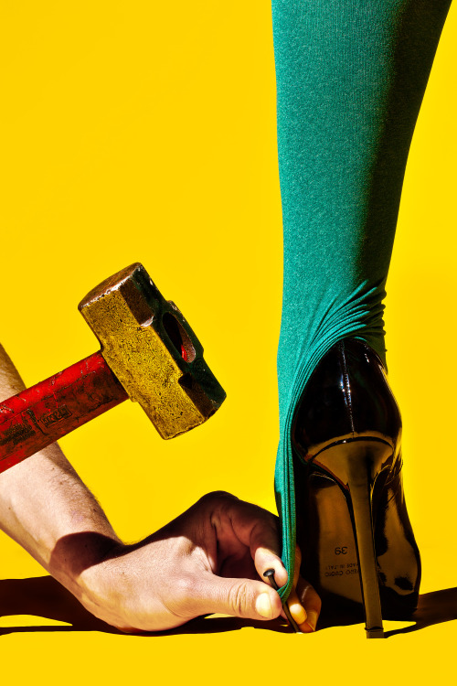 mauriziodiiorio:“How to not destroy your tights” for Refinery29Styled by Cristiana Rivel