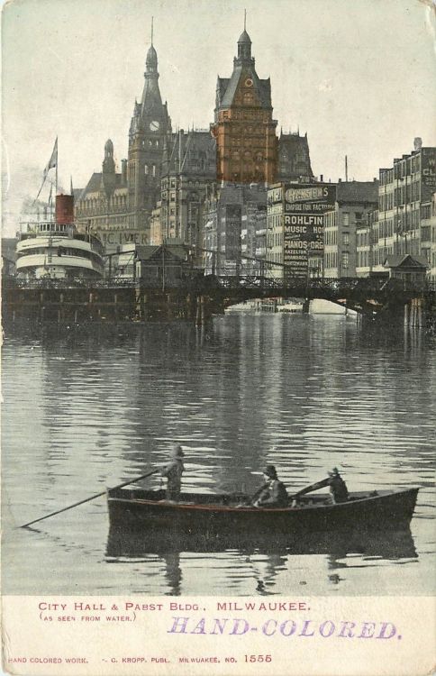mke-ephemera:‘City Hall &amp; Pabst Building’ postcard - Circa 1905 Milwaukee, Wisco
