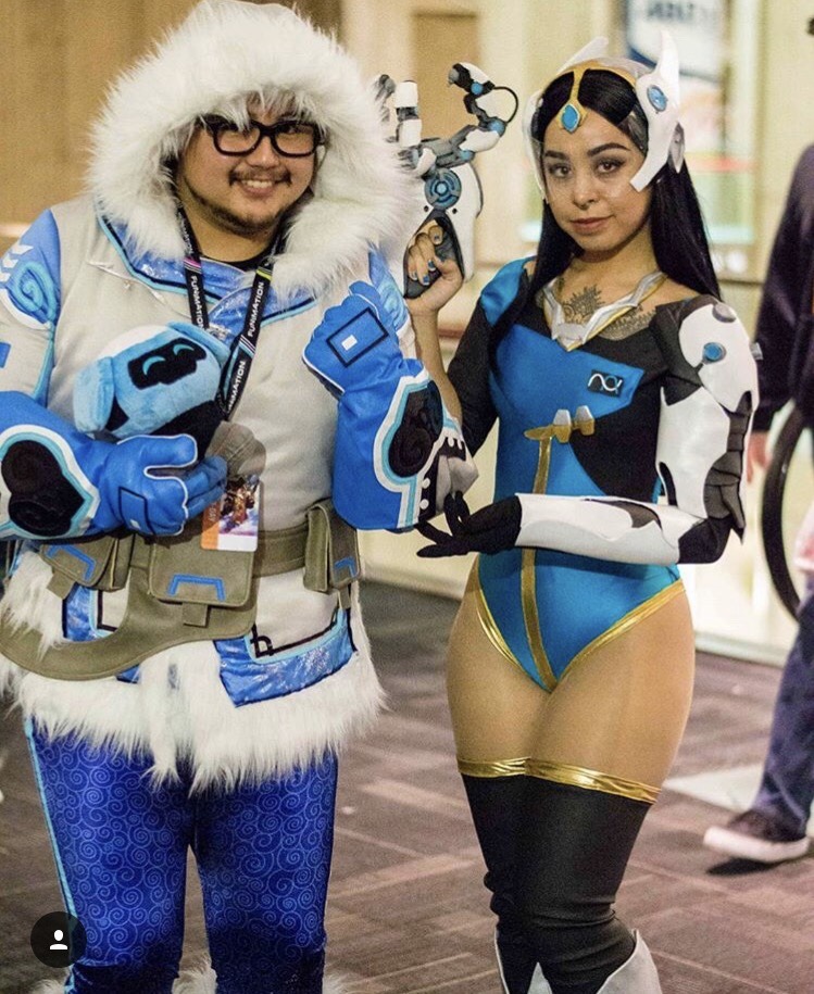 ashprincessmidna:Sharing my Symmetra cosplay with you babes