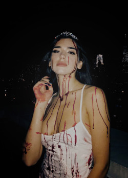 dua-daily:  @DUALIPA CARRIE