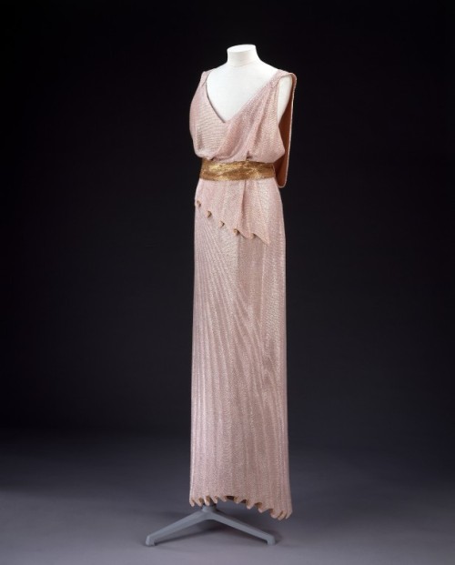 Evening Dress Jean Patou, 1932 The Victoria &amp; Albert Museum