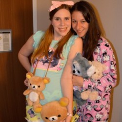 I hadn’t seen this picture of me and @sarahgregory before I shamelessly stole it off the Lone Star Spanking Party website, but it’s basically the cutest thing. I am obsessed with Rilakkuma if you didn’t already know that. 