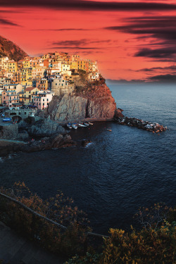 azuroworld:      Manarola, Italy by Adnan