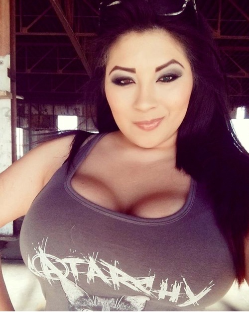 ivydoomkitty423244:Big girl of my dreams
