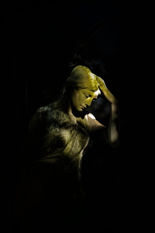 hamletspixel: “I went away alone, with nothing left, but faith”.Friedhöfe an der Be