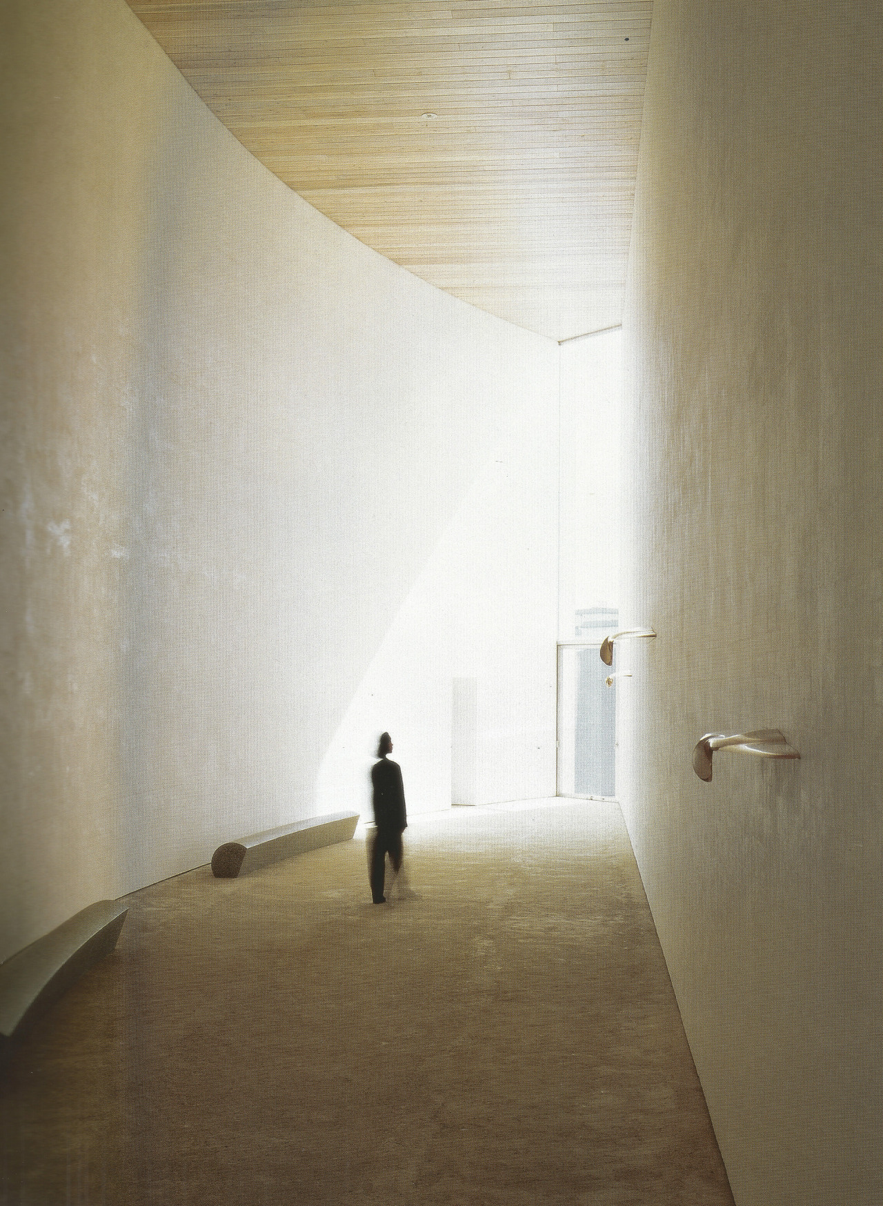 gallowhill:  arata isozaki, nagi museum of contemporary art, 1994 interior of the