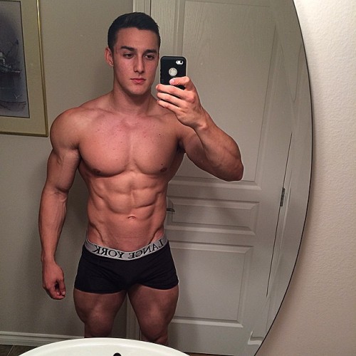 men2menblog: Non-explicit takes all the fun out of it! Over 18 and horny? Visit my new website (WARN