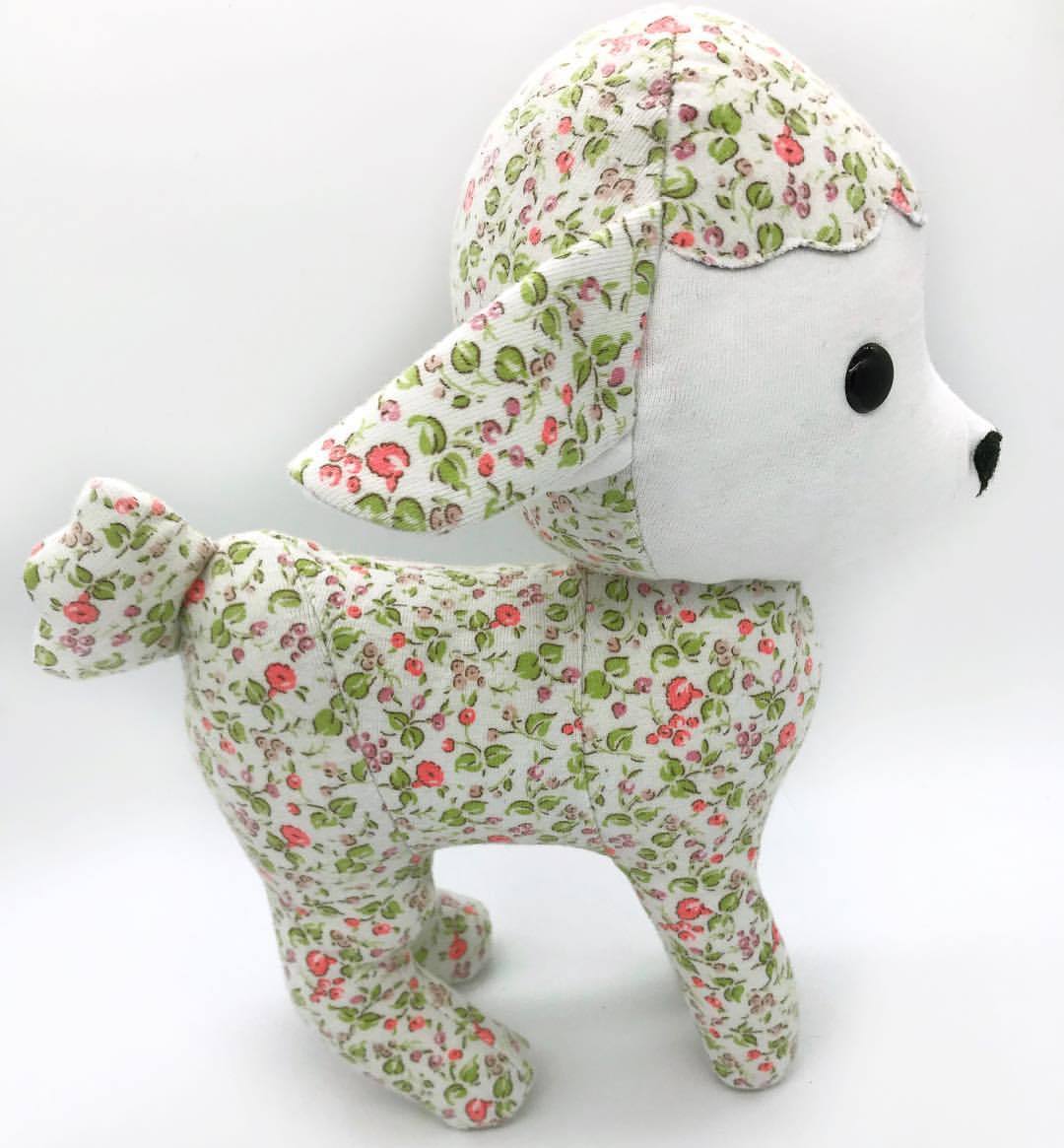 Nestling Kids — Oh my goodness, this baby keepsake lamb couldn’t...