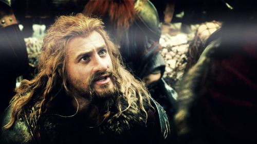 the-hobbit: “It was in an early draft that Thorin felt like he didn’t want to bring Fili