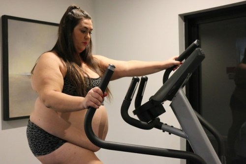 Porn photo bbwlayla:  Watch me #workout in a gym for