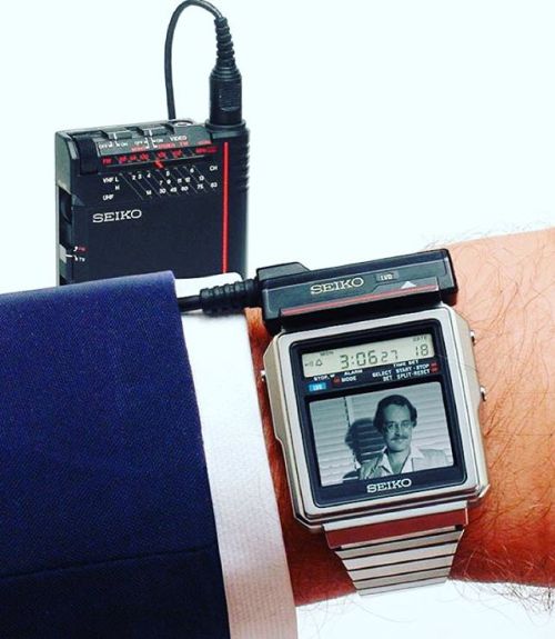 What is Apple Watch? ⌚️…Seiko TV Watch, 1982…Regram: epic @80s_renegade …#seikotvwatch #applewatch #