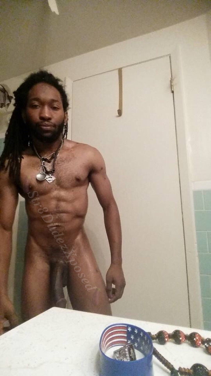 king4me:  irayjay:  ALL DAY MUNCHIES 🍆🍆🍆🍆🍆  Monster 🍆🍆🍆 with